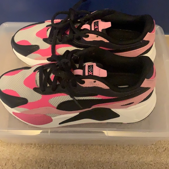 Sneakers!!! - Picture 2 of 4